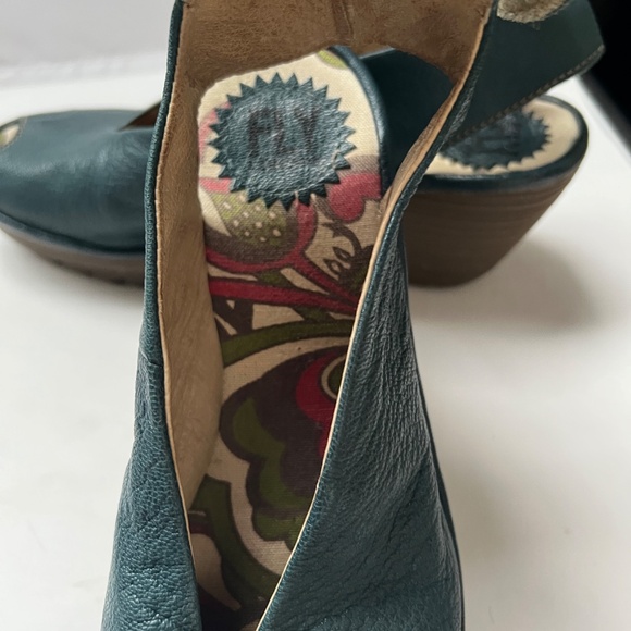 Fly London Shoes Yala Sandals Sz 38 US 8 Ankle Strap Wedges Dark Teal Peep Toe - Picture 11 of 13